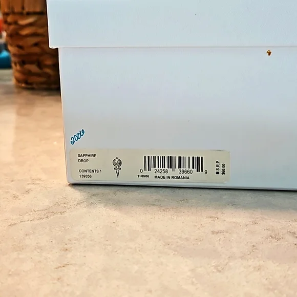 Waterford Sapphire Drop Ornament - Rare Find - Picture 3 of 8